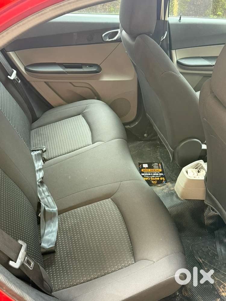 Tata Tiago Petrol 2017