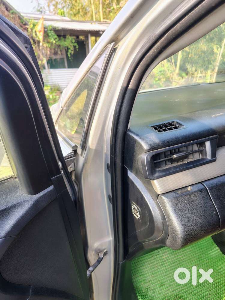 2018 Model Innova Crysta Only190000 Driven