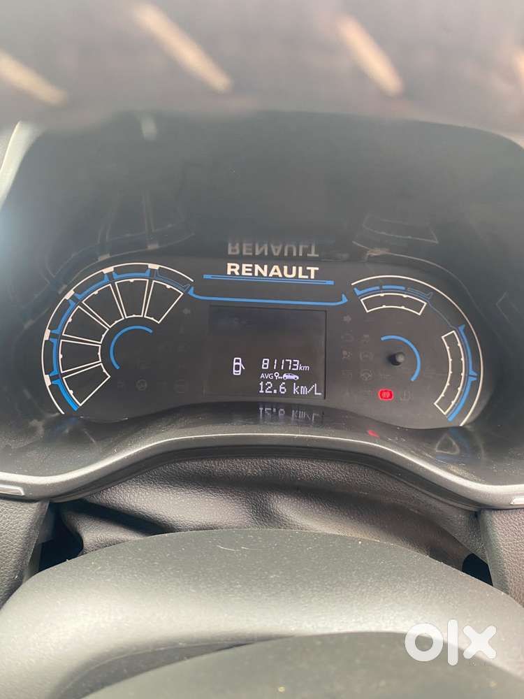 Renault Triber Rxz, 2021, Petrol