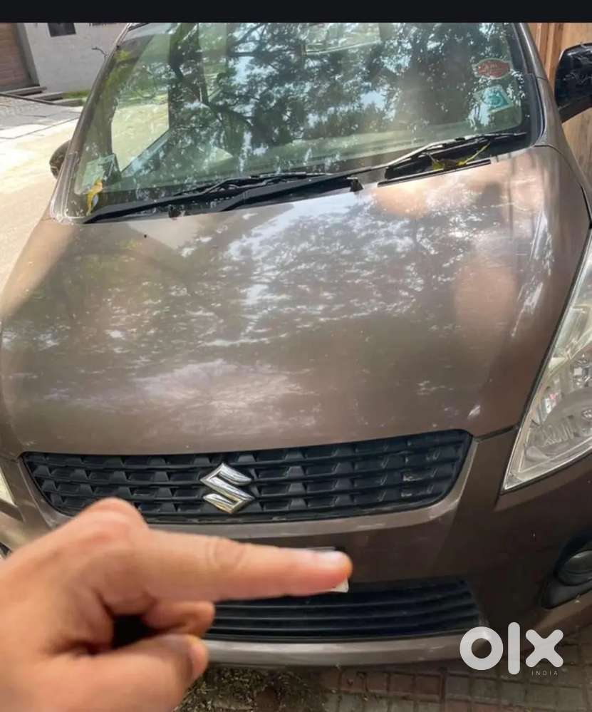 Maruti Suzuki Ertiga 2012