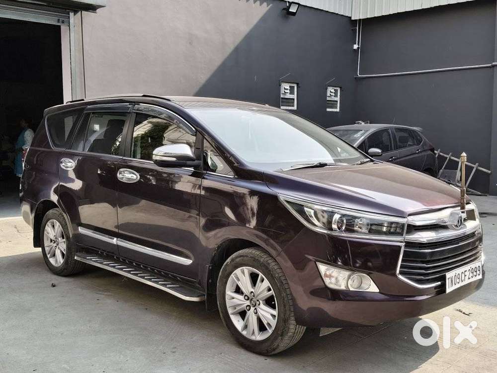 Toyota Innova Crysta 2.8z Automatic, 2016, Diesel