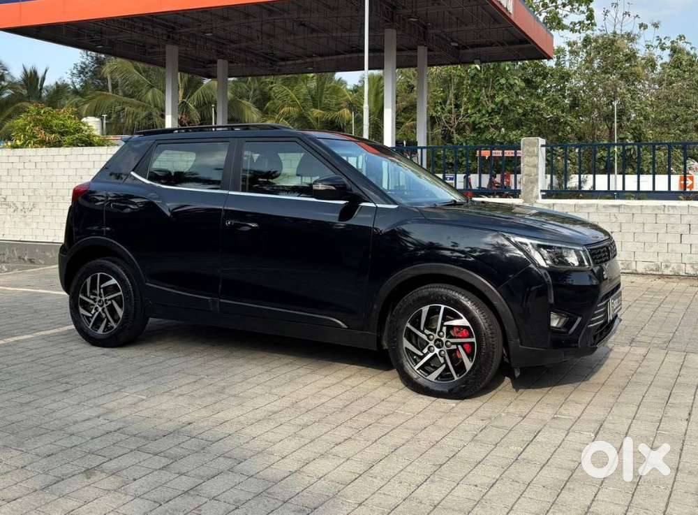 Mahindra Xuv300 W8 Option, 2022, Petrol
