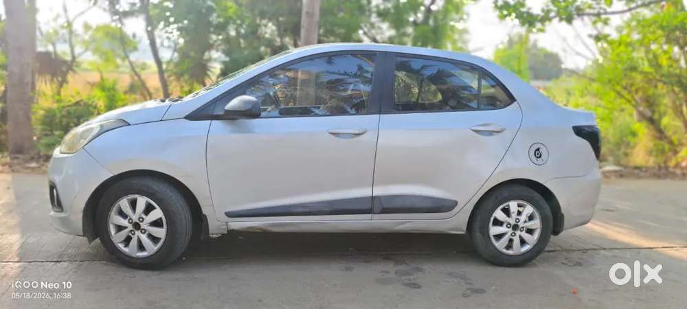 Hyundai Xcent 2015 Diesel 160000 Km Driven Well Maintained 90% Tyres