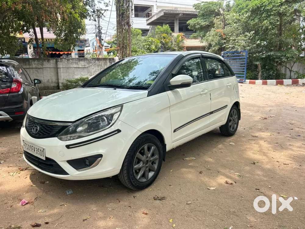 Tata Bolt Revotron Xt, 2015, Petrol