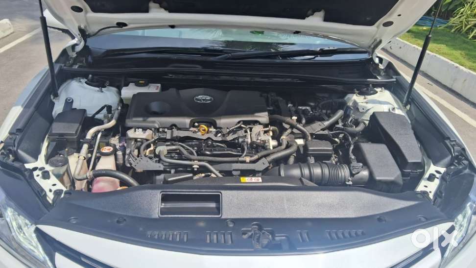 Toyota Camry Hybrid, 2020, Petrol