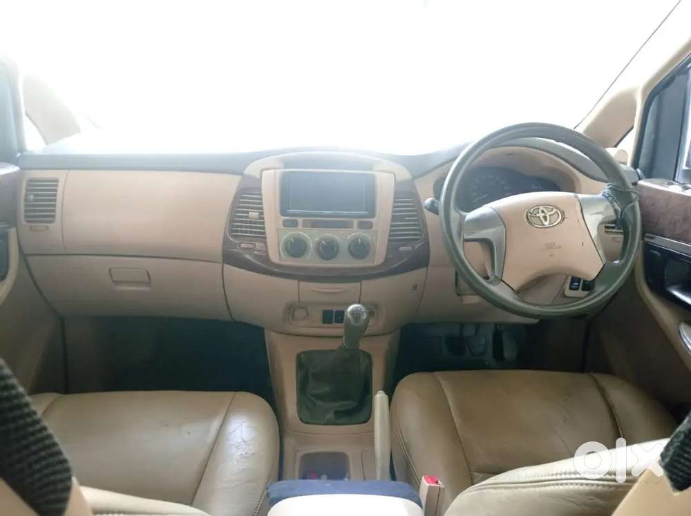 Toyota Innova 2013 Diesel Well Maintained