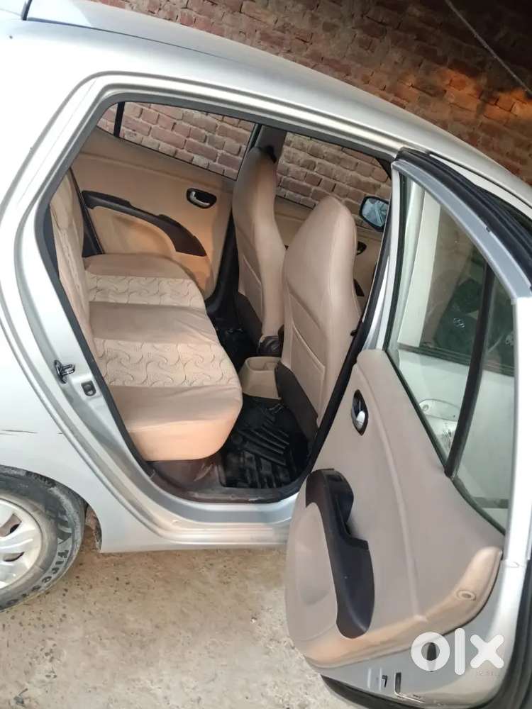 Hyundai I10 Sportz Petrol 2010