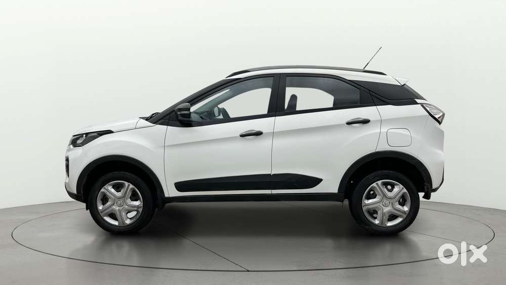 Tata Nexon 1.5 Revotorq XMA AMT, 2023, Petrol