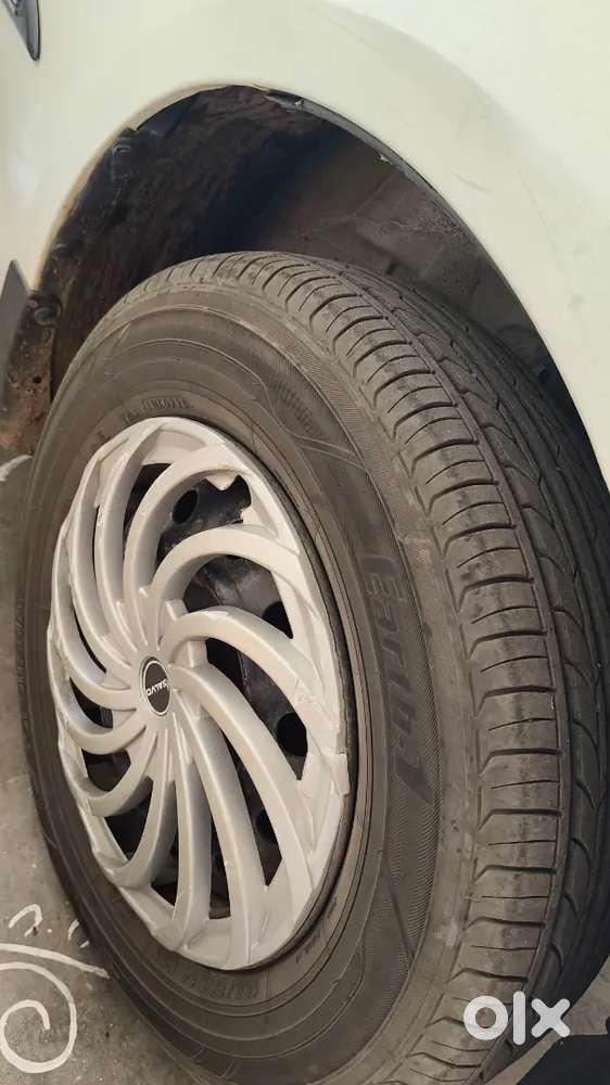 Maruti Suzuki Swift Dzire 2012