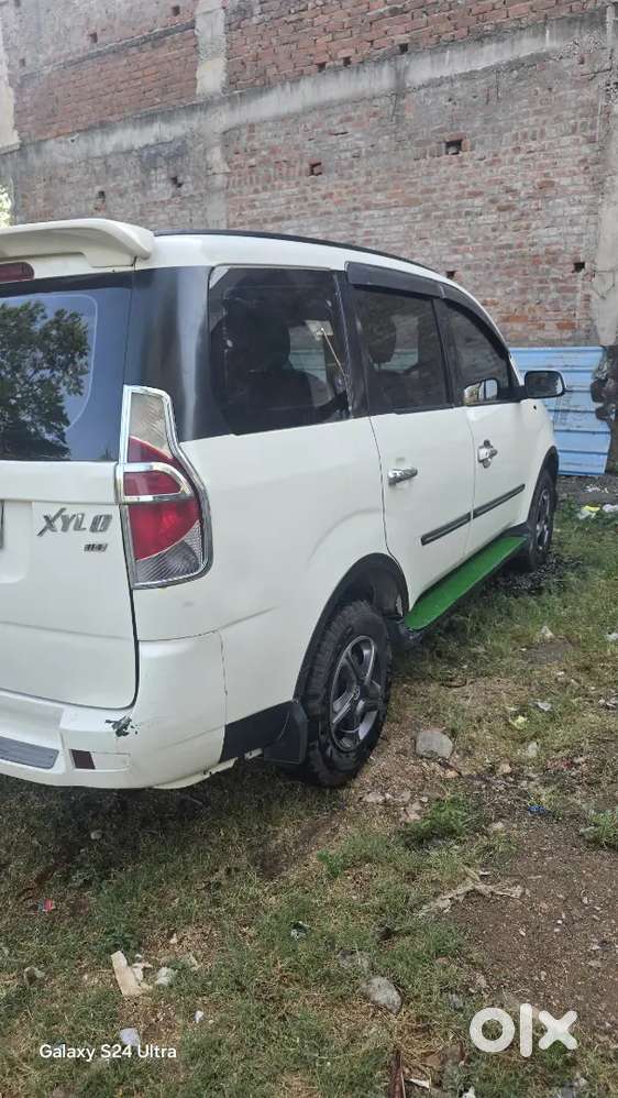 Mahindra Xylo 2014