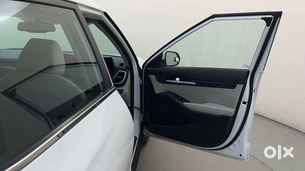 Kia Seltos 1.5 Htx At Petrol, 2022, Petrol