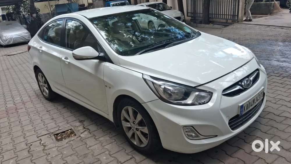 Hyundai Verna Vtvt 1.6 Sx, 2011, Petrol