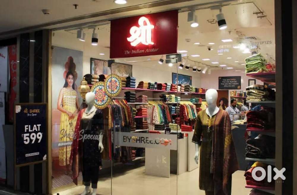 WE ARE HIRING SAREE SHOWROOM JOB IN LUCKNOW LOCATION !!