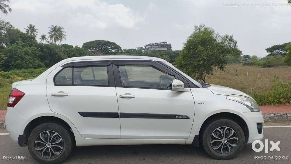 Maruti Suzuki Swift Dzire Vxi Optional, 2013, Petrol