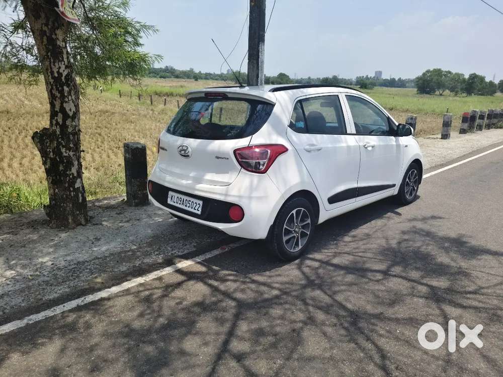 Hyundai Grand I10 2018 Petrol 71500 Km Driven