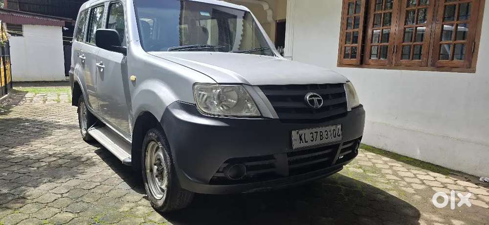 Tata Sumo Grande Lx 2012 Very Good Condition Idv 295000