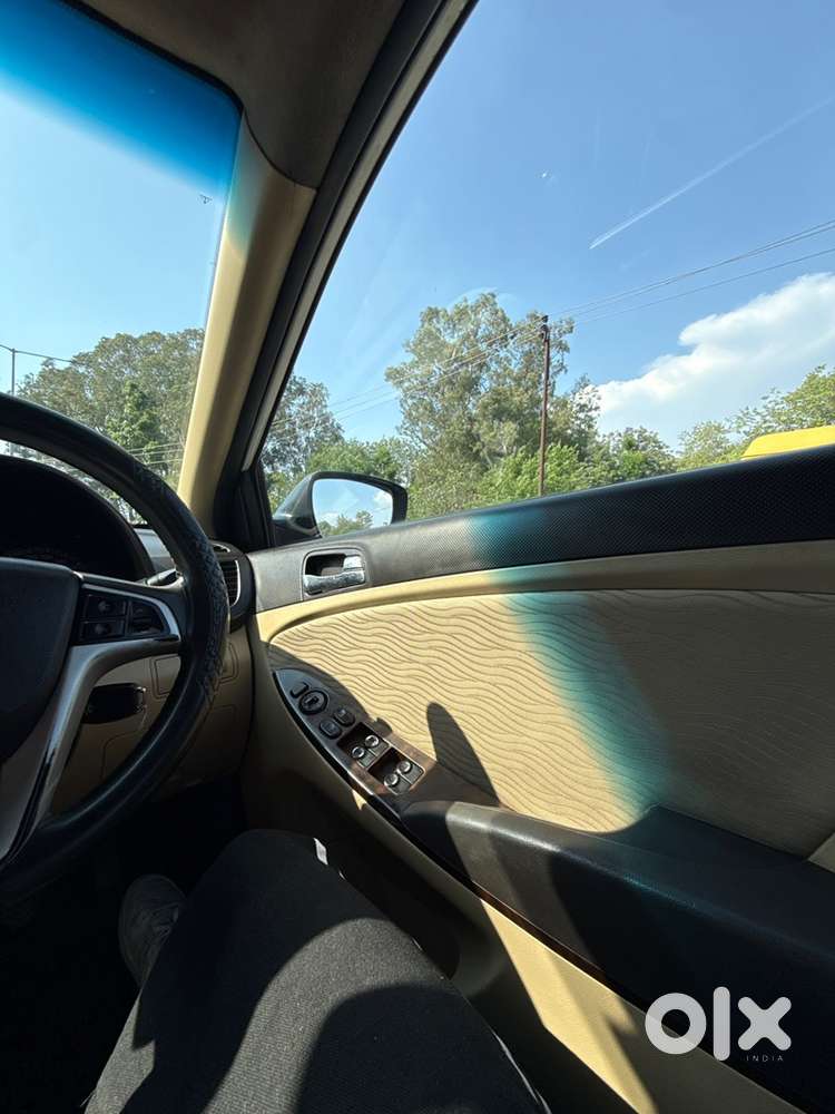 Hyundai Verna 2014 Diesel 70000 Km Driven