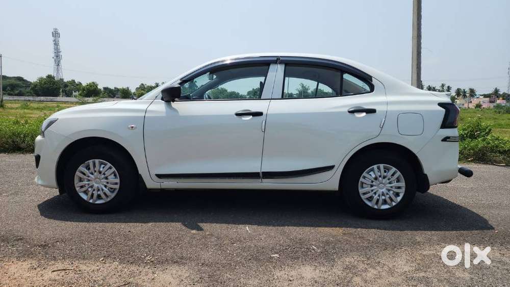 Maruti Suzuki Swift Dzire Vxi(o) Mt, 2025, Cng & Hybrids
