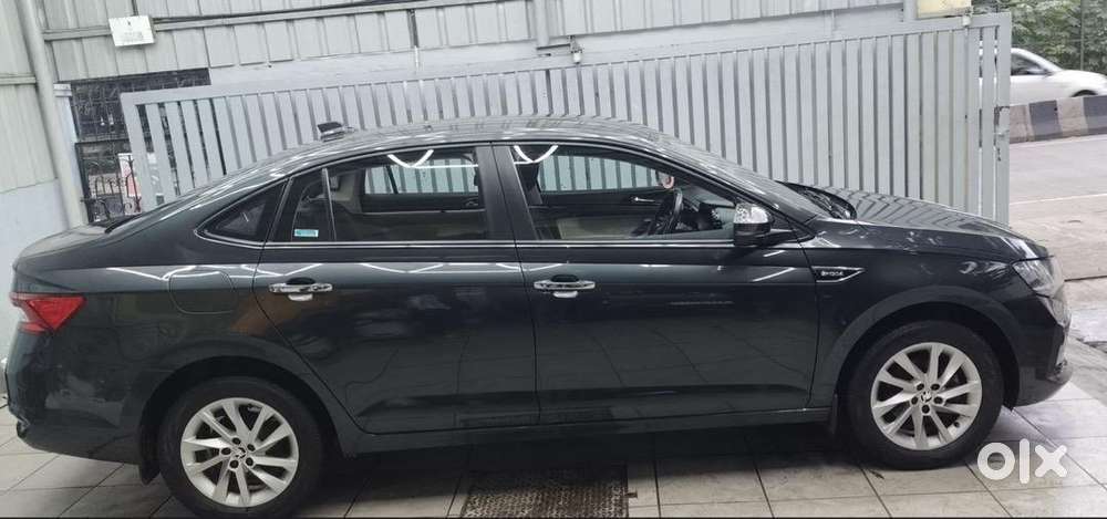 Skoda Slavia 1.0 Mt Ambition (2022)