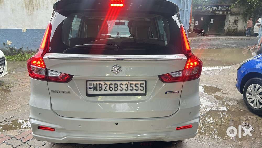 Maruti Suzuki Ertiga 1.5 Zxi Plus Shvs, 2022, Petrol