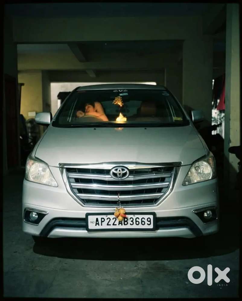 Toyota Innova 2.5 G 2010 Very Good Condition 4 Seal Types Apollo