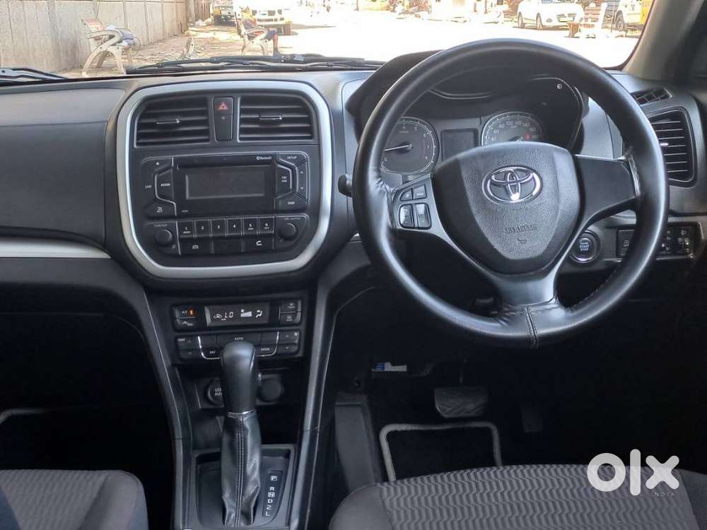 Toyota Urban Cruiser 1.5 Mid Grade At, 2022, Petrol