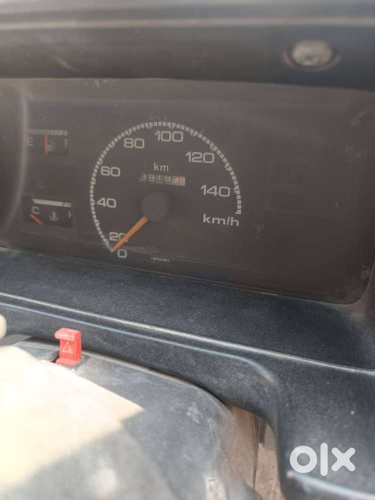 Maruti 800 Car 2002 Model White Rj13 No For Sale.