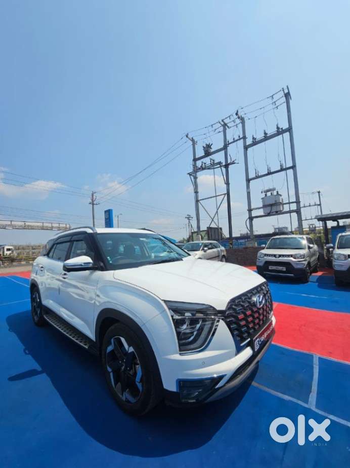 Hyundai Alcazar 2.0 Signature (o) Petrol At 6 Str, 2023, Petrol