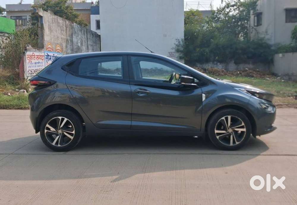 Tata Altroz Xz, 2022, Petrol