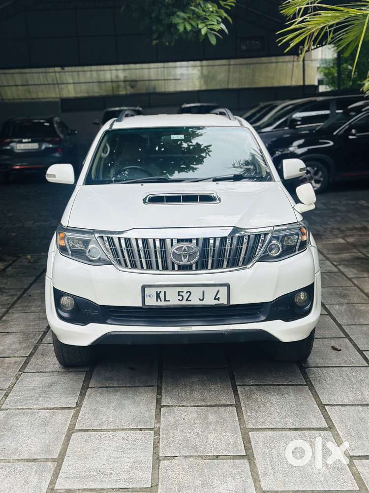 Toyota Fortuner 3.0 Sportivo 4x2 Mt, 2015, Diesel