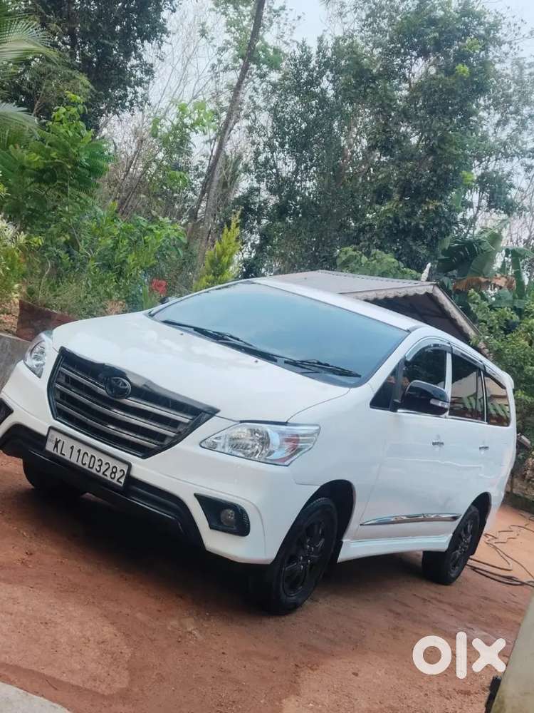 Toyota Innova 2013 Diesel 151000 Km Driven