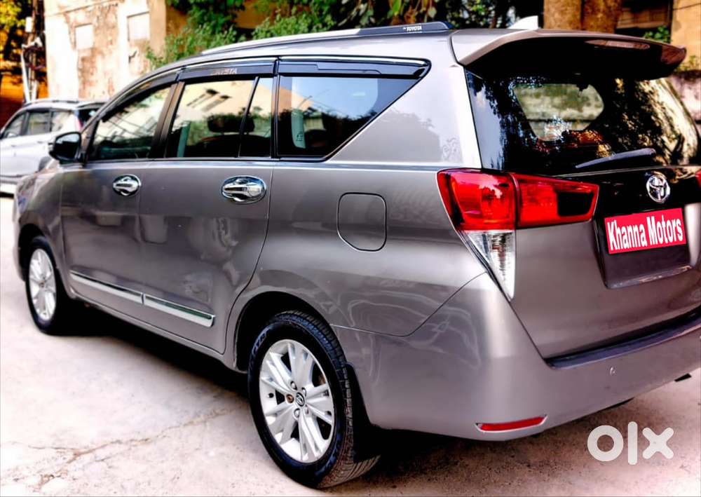 Toyota Innova Crysta 2.4 G Mt 8s, 2018, Diesel