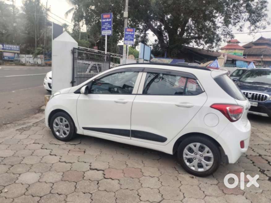 Hyundai Grand I10 2013-2016 Sportz, 2016, Petrol