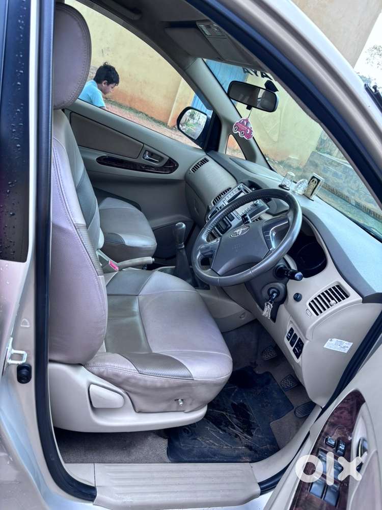 Toyota Innova Diesel 2014 Well Maintained Car