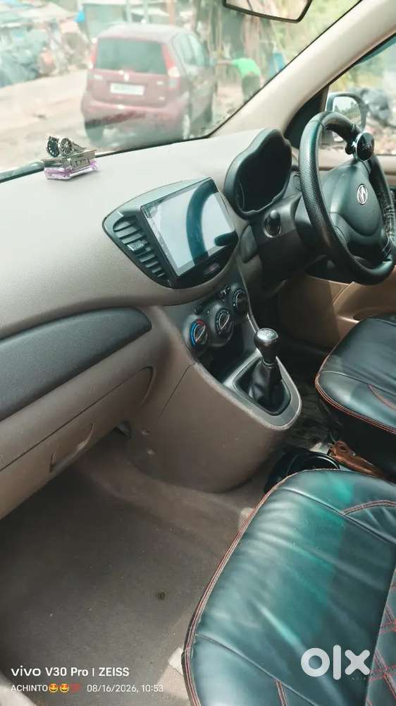 Hyundai I10 Sportz At 2011