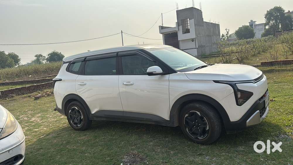 Kia Carens 2026 Diesel Well Maintained