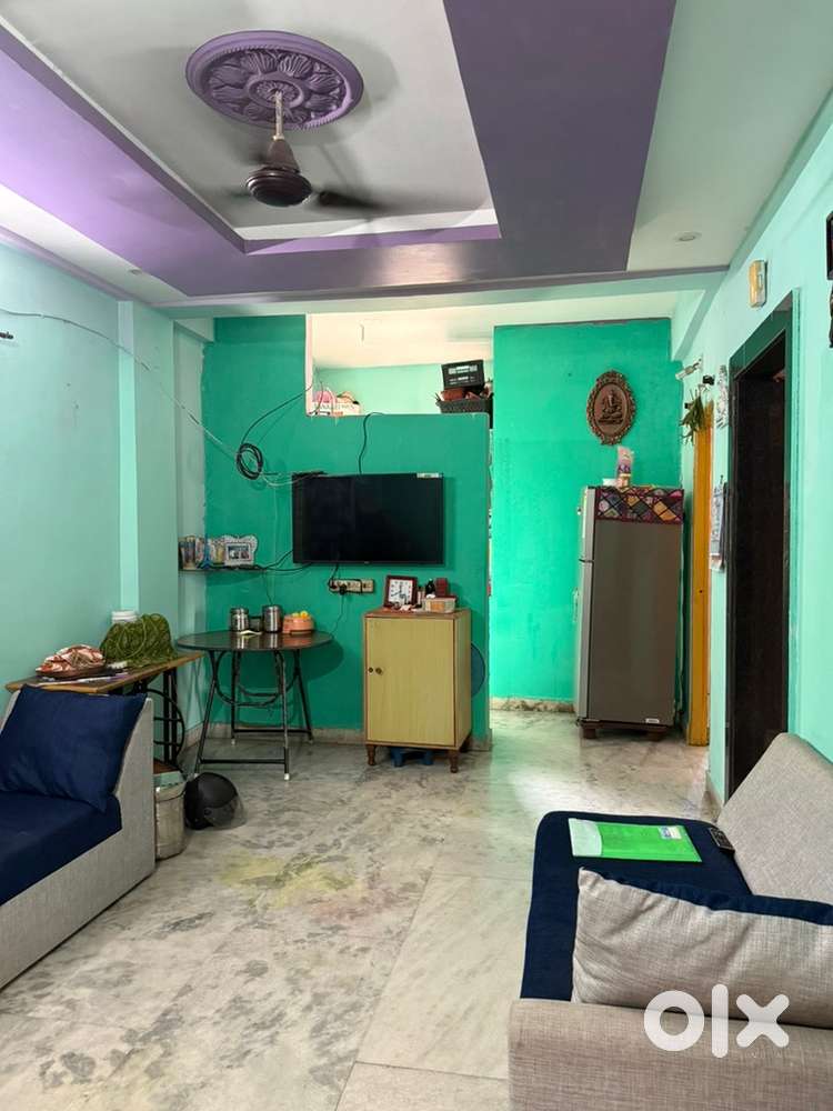 750sft, 2bhk, N/F, 2ndflr, 10ft Rd, 9yrs @ Marripalem for low price