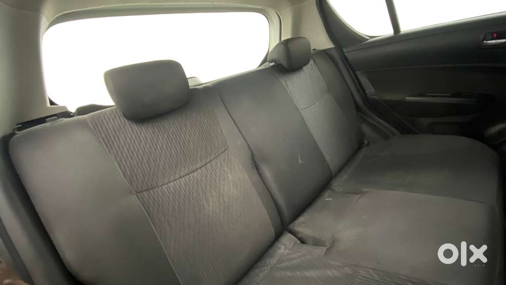 Maruti Suzuki Swift Vxi, 2016, Petrol