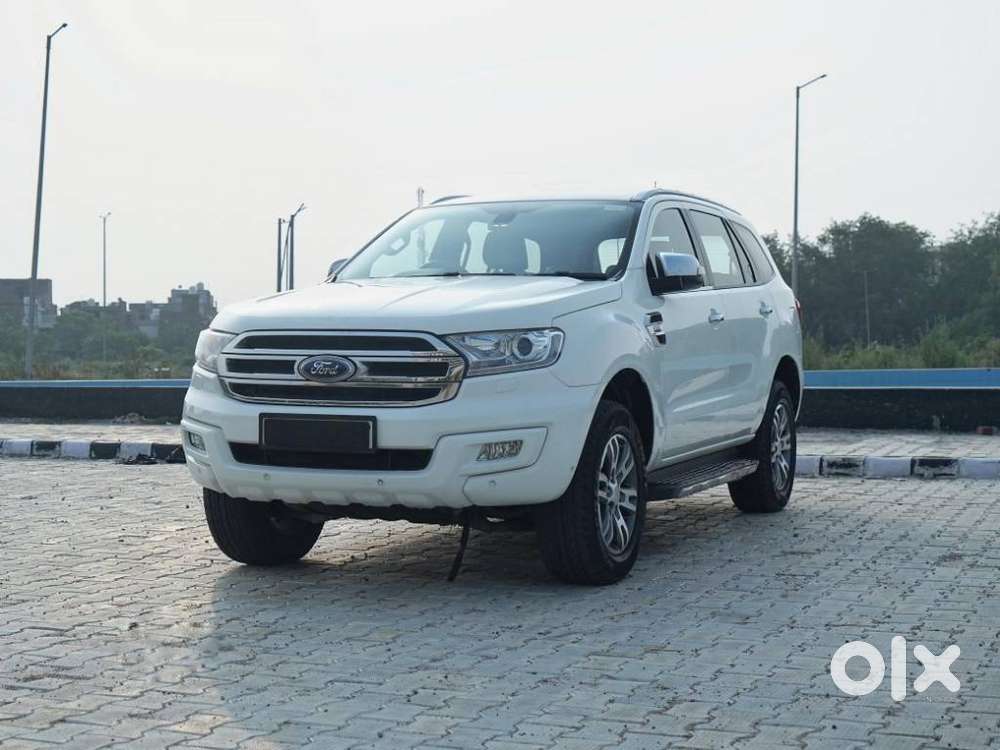Ford Endeavour 3.2 Titanium At 4x4, 2016, Diesel