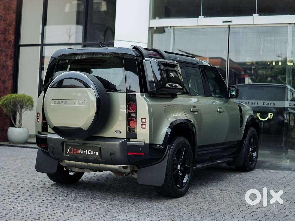 Land Rover Defender 2022