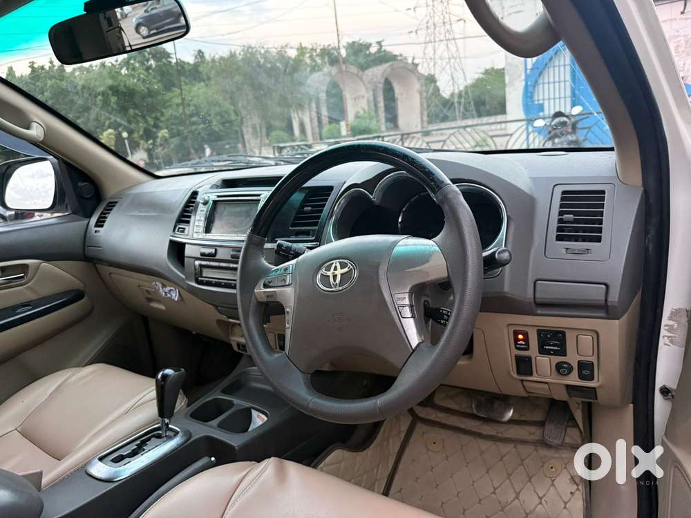 Toyota Fortuner 3.0 4x2 Automatic, 2013, Diesel
