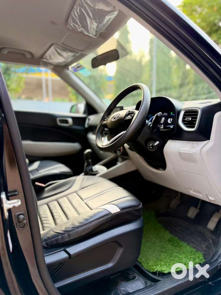 Hyundai Venue S 1.2 Petrol, 2024, Petrol