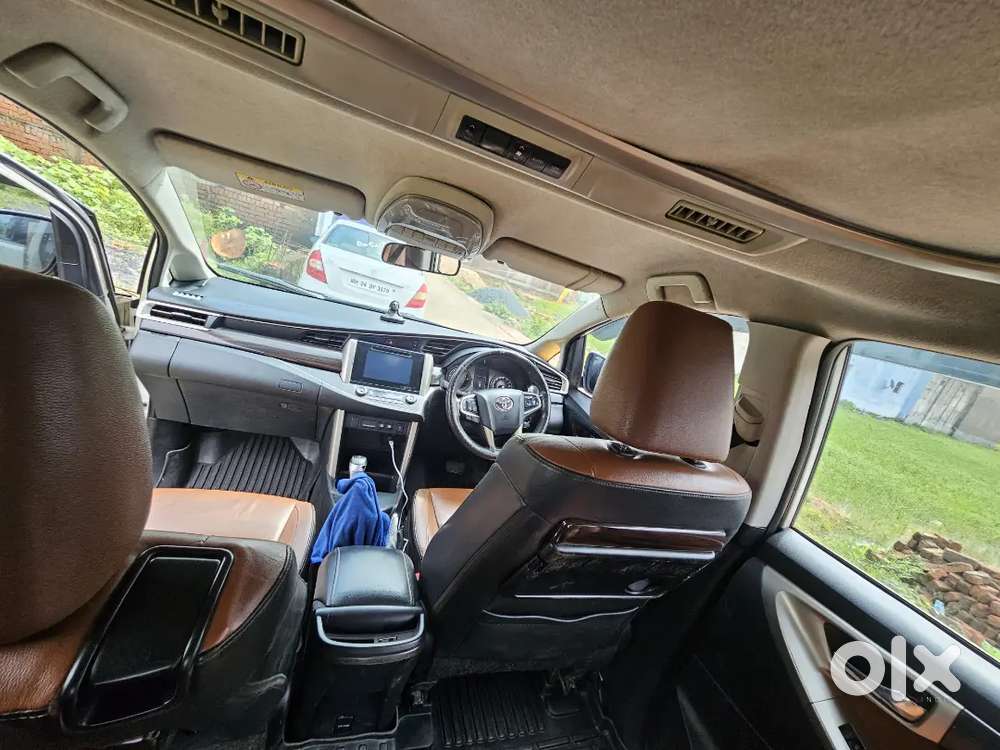 Toyota Innova Crysta 2.8 Diesel 2019