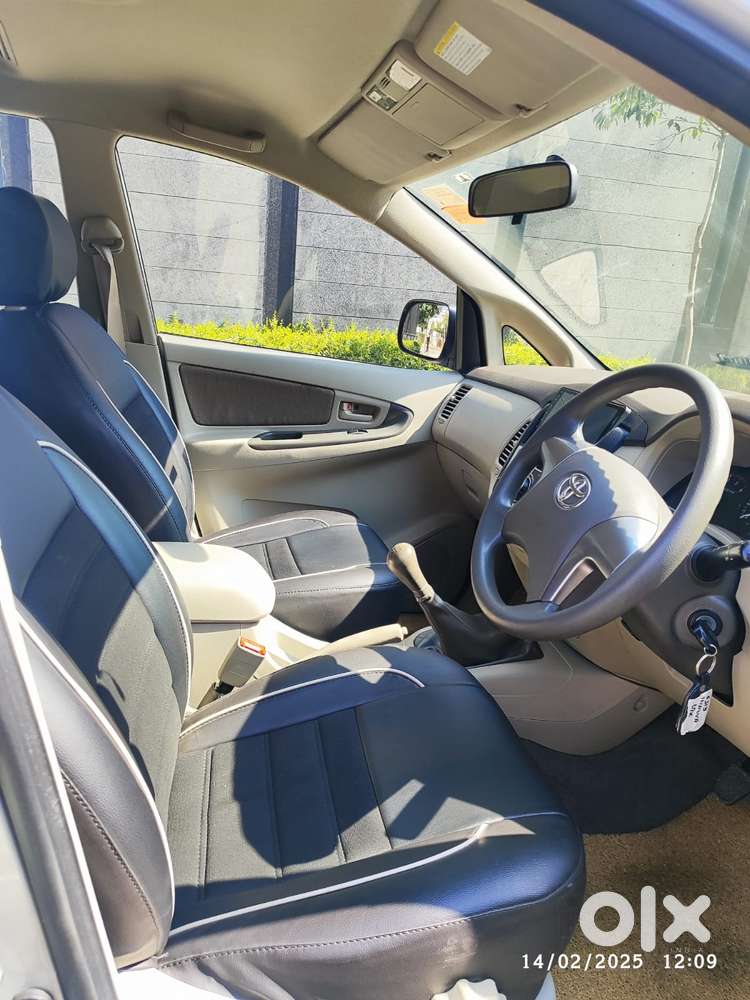 Toyota Innova 2.5 G (diesel) 7 Seater, 2014, Diesel
