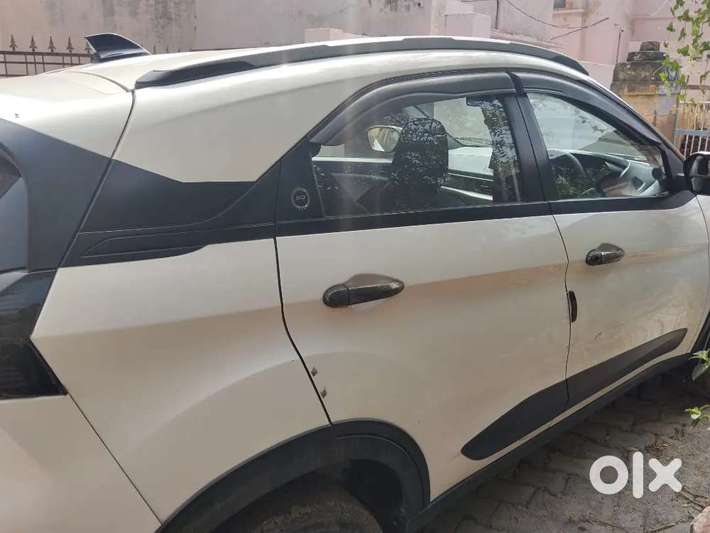 Tata Nexon 2024 Model | Only 10,500 Km Driven | Under Warranty | E