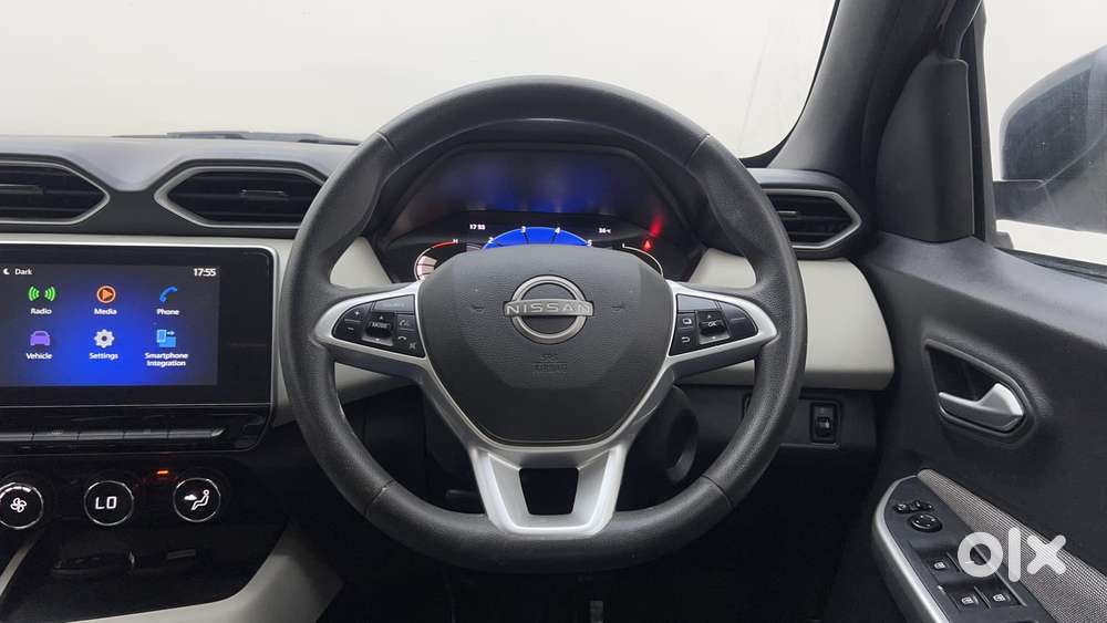 Nissan Magnite 1.0 Xv, 2023, Petrol