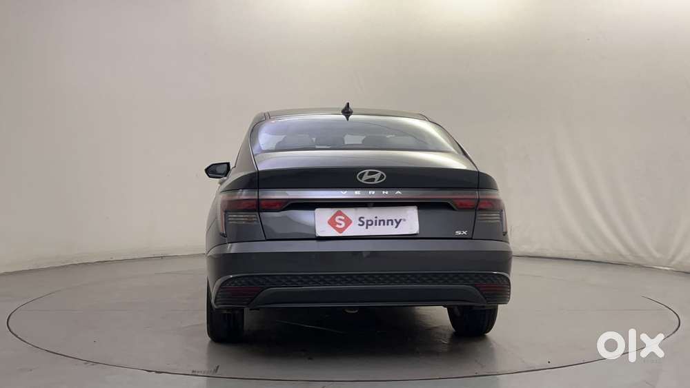 Hyundai Verna 1.5 Sx Petrol Mt, 2023, Petrol