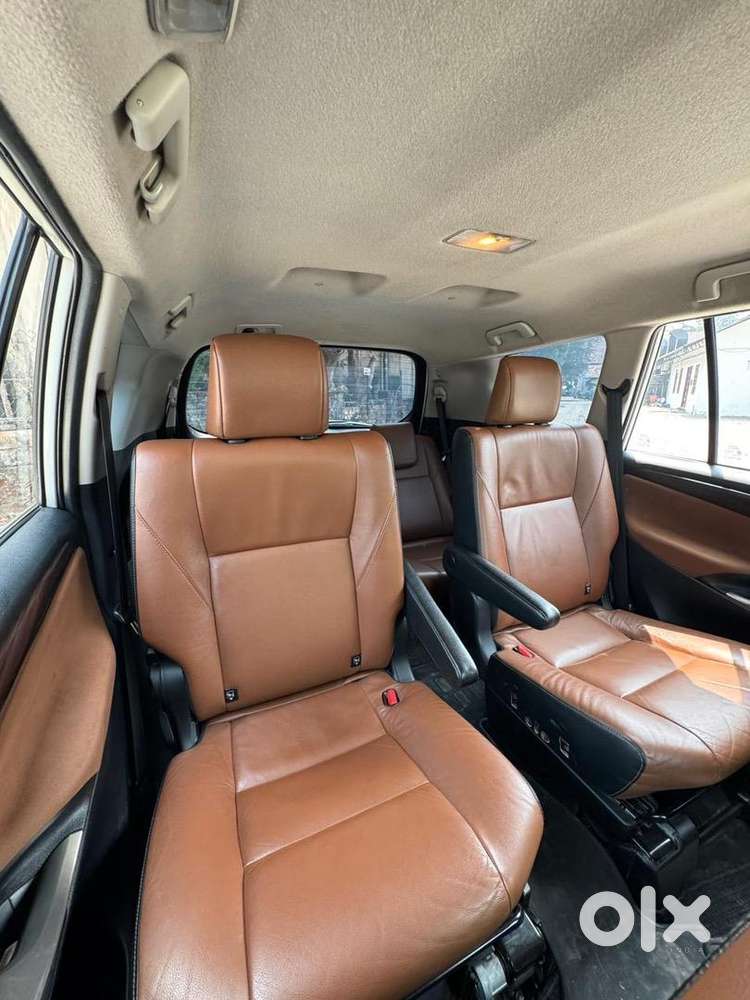 Innova Crysta Z Automatic