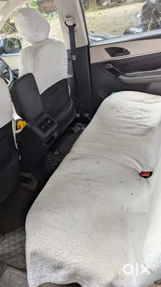 Mahindra Xuv700 Diesel 2023