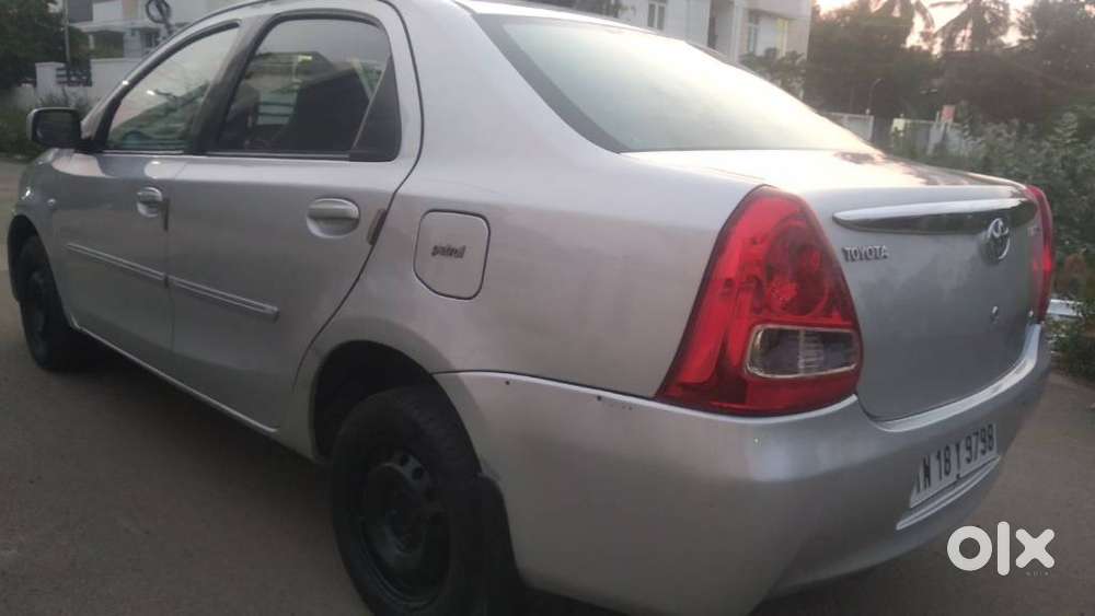 Toyota Etios, 2011, Petrol